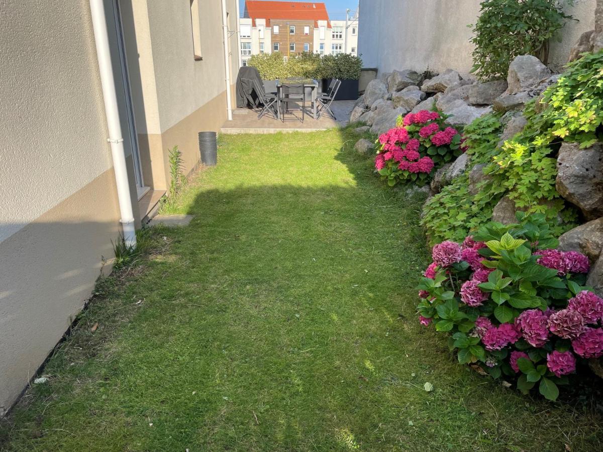 Villa Louise - Appartement Spacieux Proche Digue Avec Jardin Wimereux Exterior photo